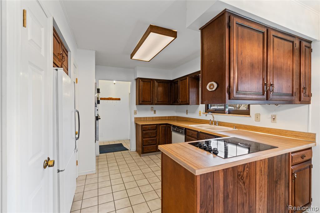 9080 E Lippincott Boulevard, Davison, MI 48423 — Photo 9