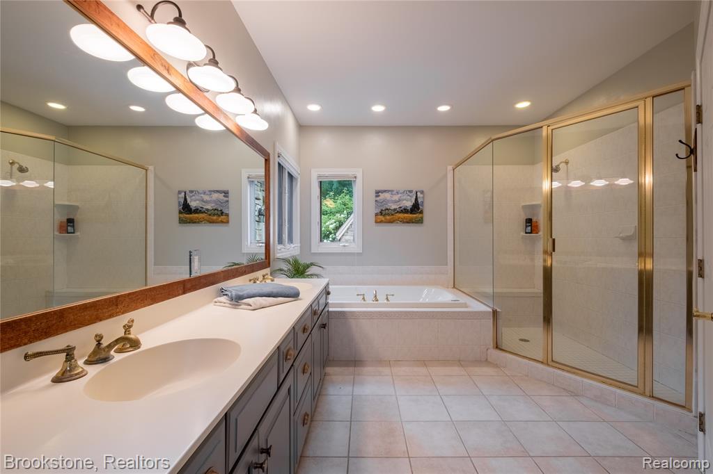 8003 Caribou Lake Lane, Clarkston, MI — Photo 13