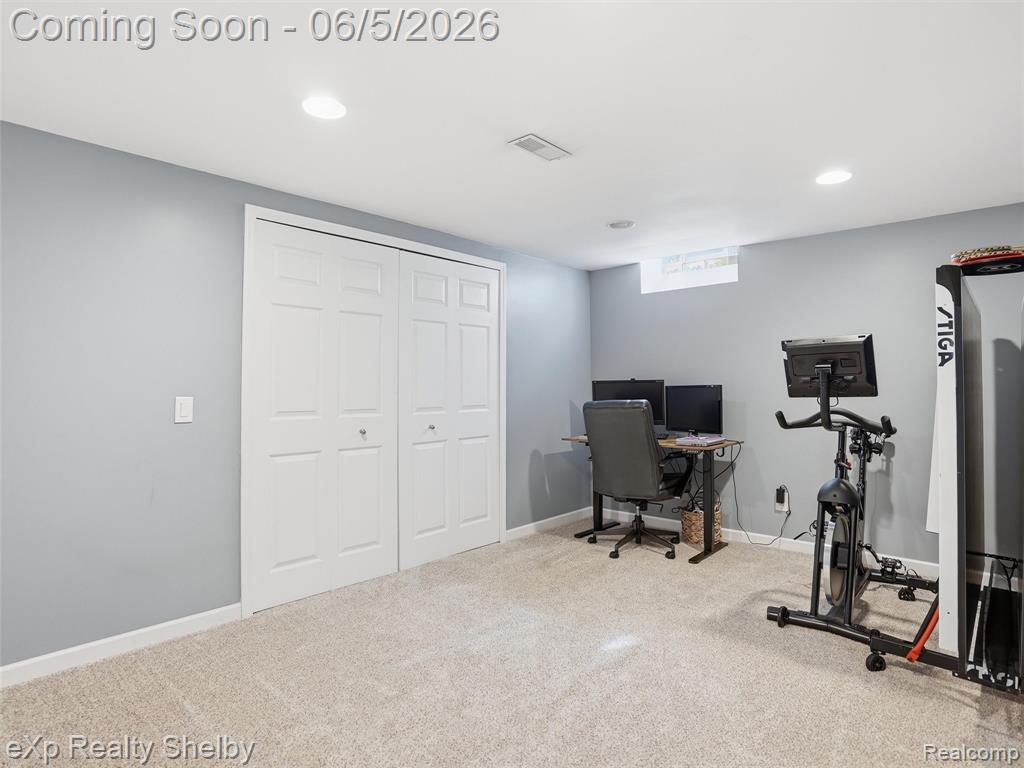 46048 Duke Drive, New Baltimore, MI — Photo 32