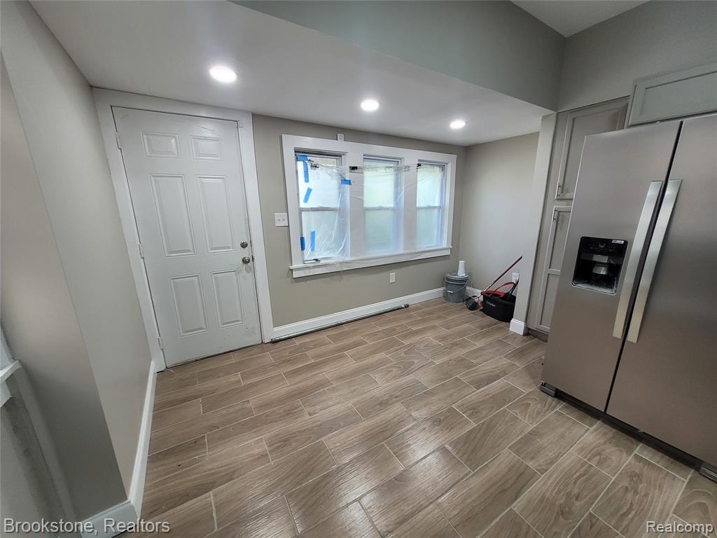 3241 Lawrence Street, Detroit, MI 48206 — Photo 9