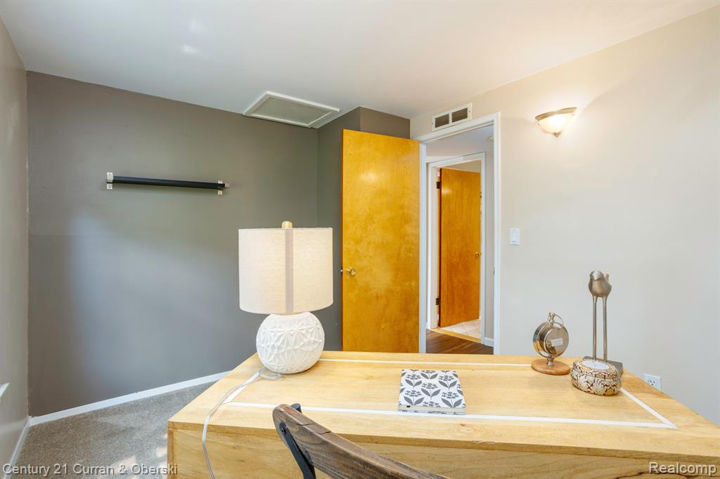 21260 E GLEN HAVEN Circle, Northville, MI 48167 — Photo 21