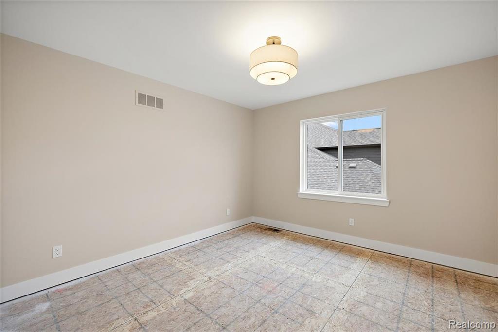 50386 Mistwood Drive, Macomb, MI 48042 — Photo 40