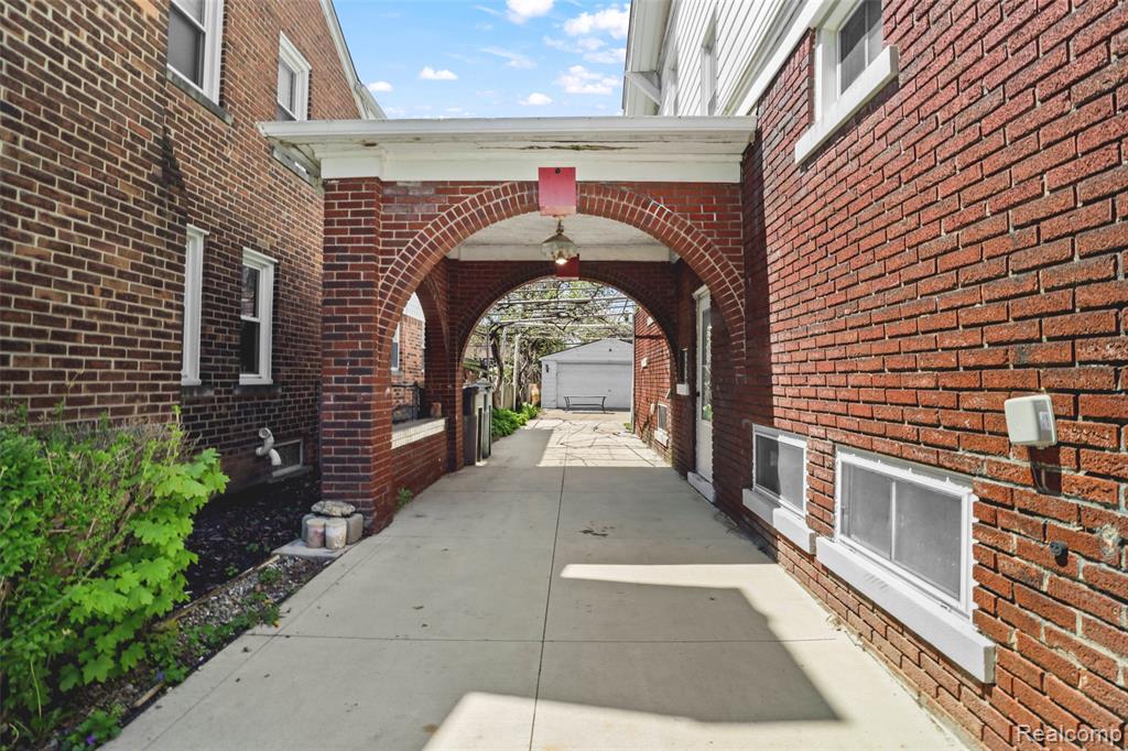 5003 Maple Street, Dearborn, MI 48126 — Photo 33