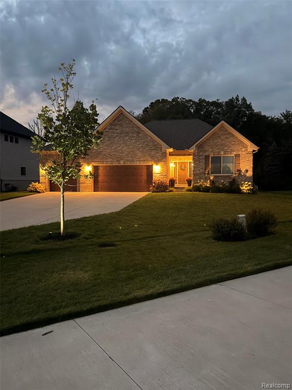3073 Waldon Meadows Drive, Lake Orion, MI