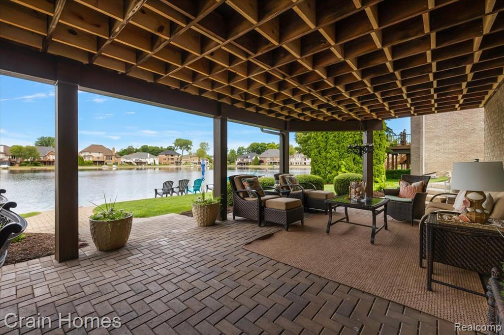 49729 SANDRA Drive, Shelby Twp, MI 48315 — Photo 8