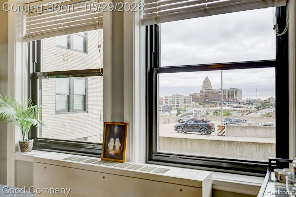 15 E Kirby Street - Photo 3