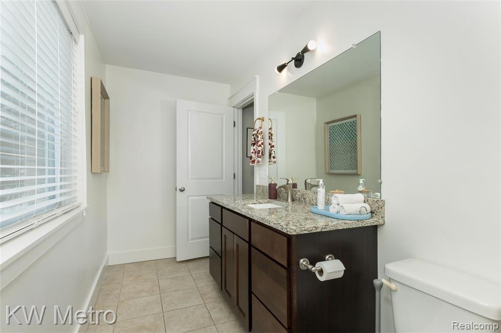 4095 Thomas Avenue, Berkley, MI 48072 — Photo 35