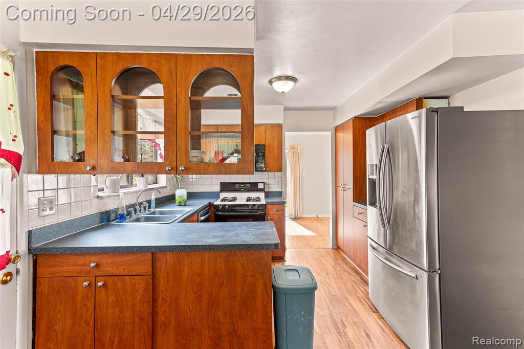 4581 Parkside Boulevard, Allen Park, MI 48101 — Photo 10