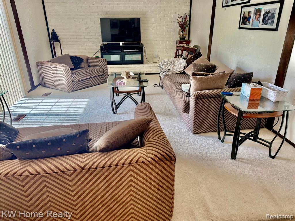 5481 S Piccadilly Circle, West Bloomfield, MI — Photo 3