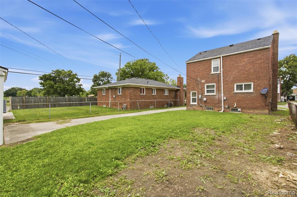 13810 Fairmount Drive, Detroit, MI 48205 — Photo 23