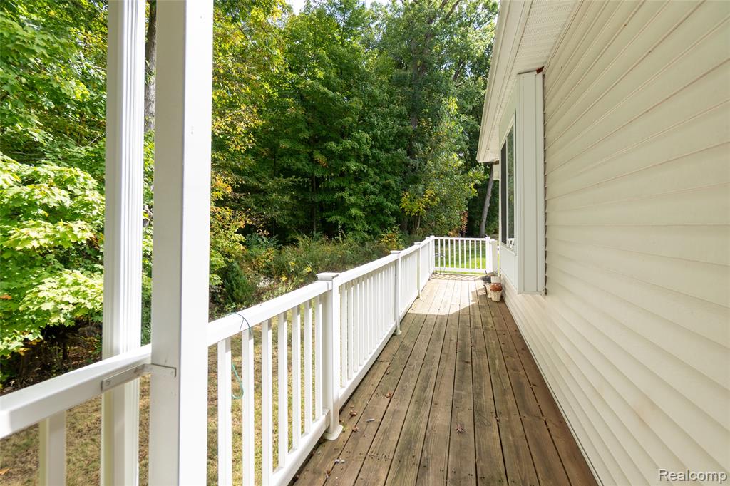 9414 Timber Ridge Drive, Grand Blanc, MI 48439 — Photo 4