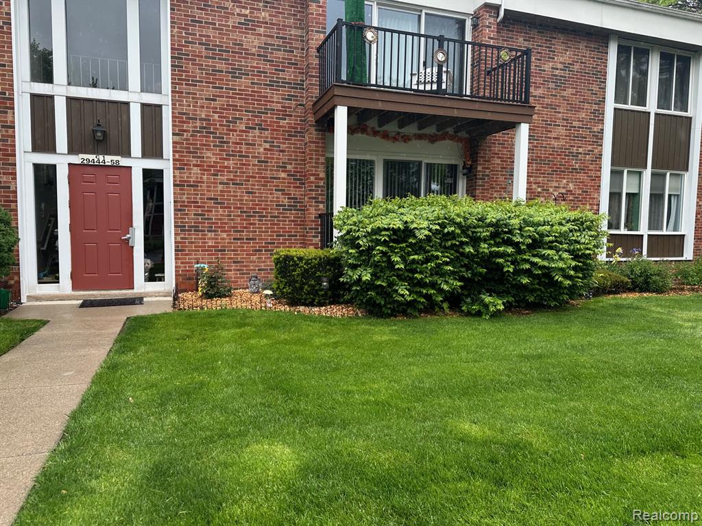 29446 Bobrich Street, 63, Livonia, MI 48152 — Photo 24