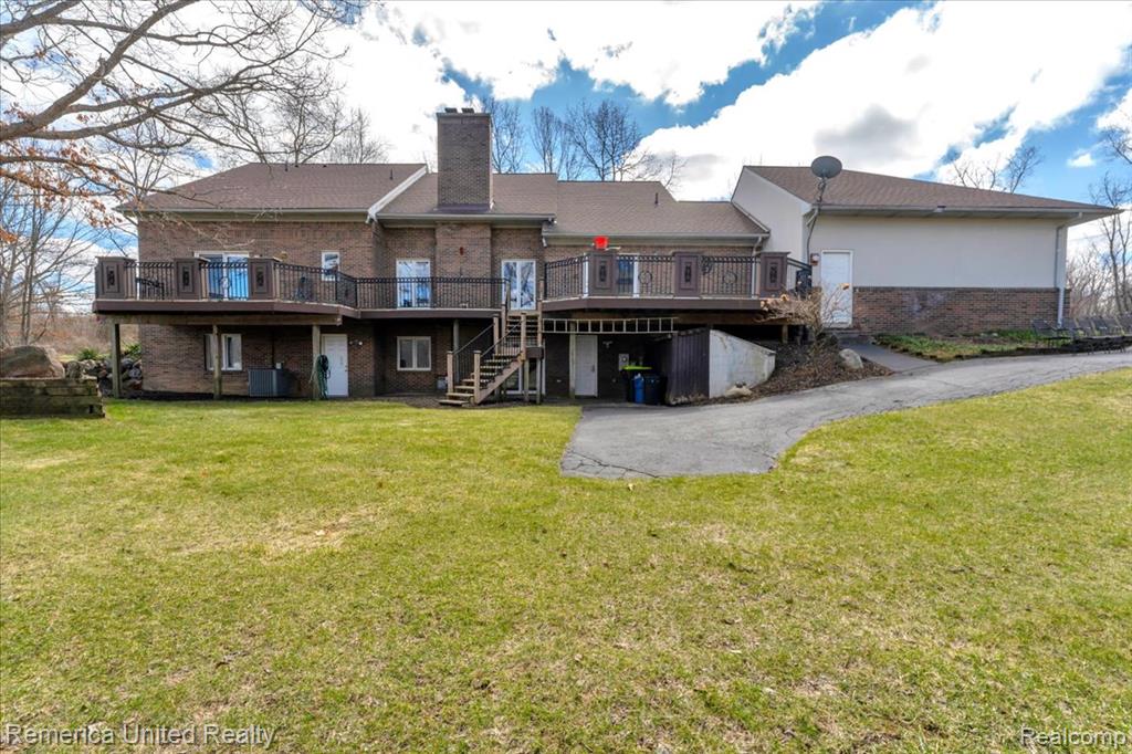 2457 Spring Lake Lane Lane, Brighton, MI 48114 — Photo 52