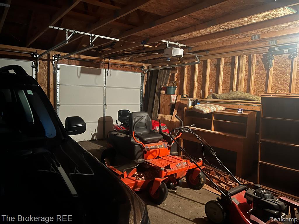 5432 GENESEE Road, Lapeer, MI 48446 — Photo 13