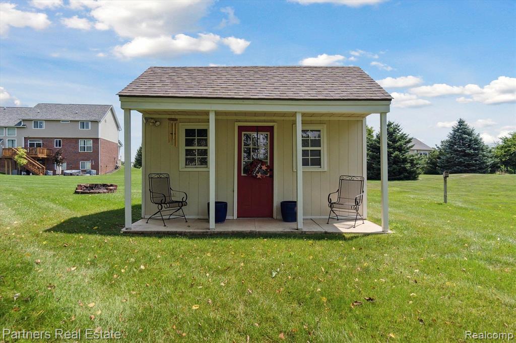 822 SADDLE CLUB Lane, Howell, MI 48843 — Photo 42