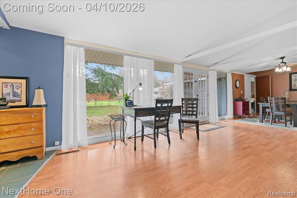 1014 S Adelaide Street, Fenton, MI, 48430