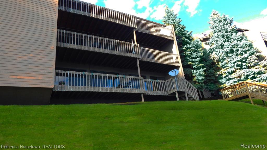 812 cliffs Drive, Ypsilanti, MI 48198 — Photo 20