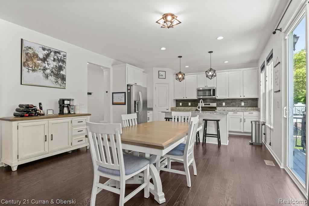 4318 ROLLING MEADOW Lane, Ypsilanti, MI 48197 — Photo 8