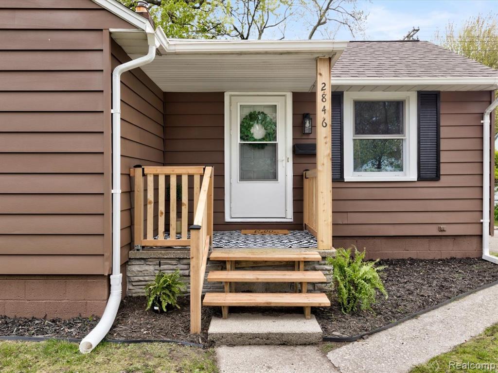 2846 Cooper Avenue, Port Huron, MI 48060 — Photo 3