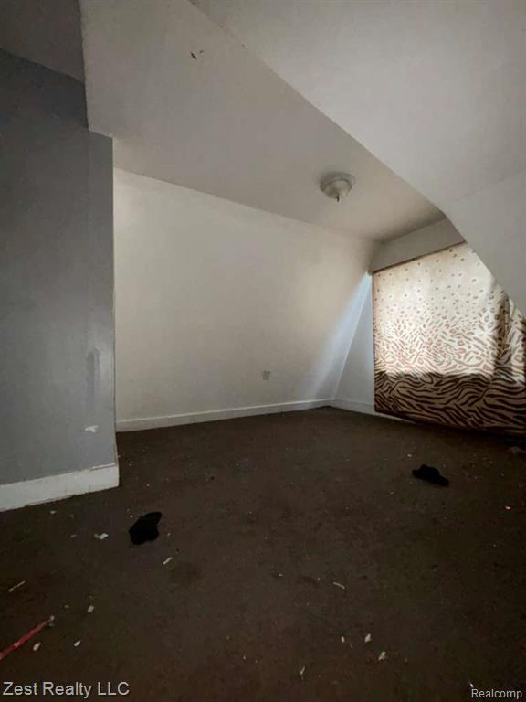 9206 PINEHURST Street, Detroit, MI 48204 — Photo 15
