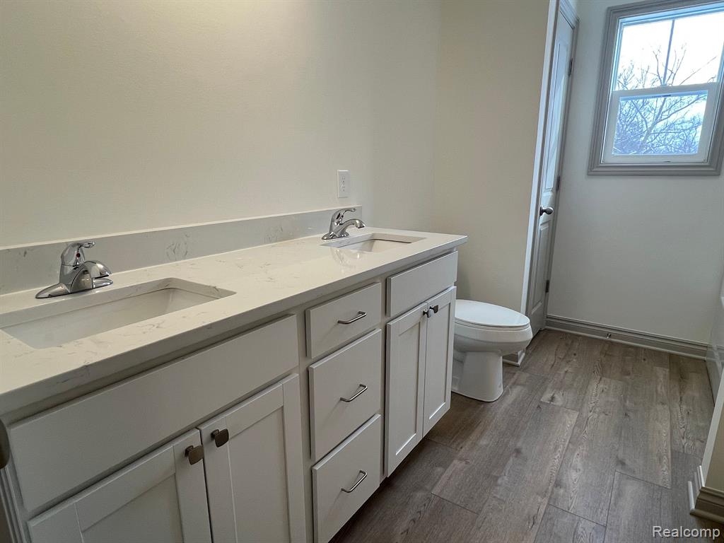 15563 MARILYN Avenue, Plymouth, MI 48170 — Photo 21