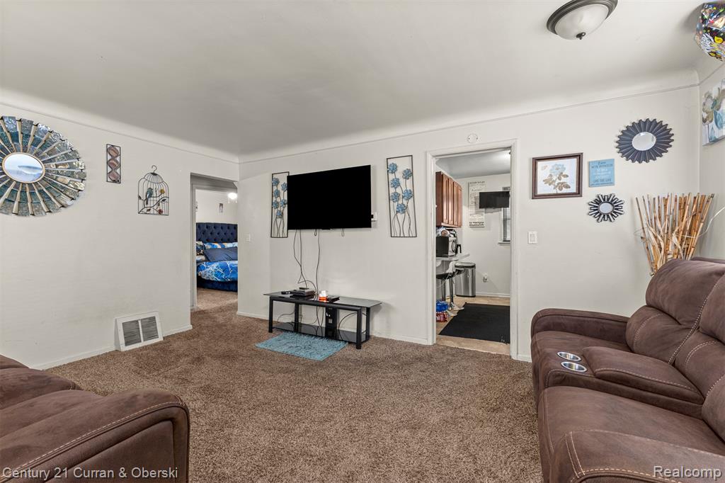 691 3rd Avenue, Pontiac, MI 48340 — Photo 3