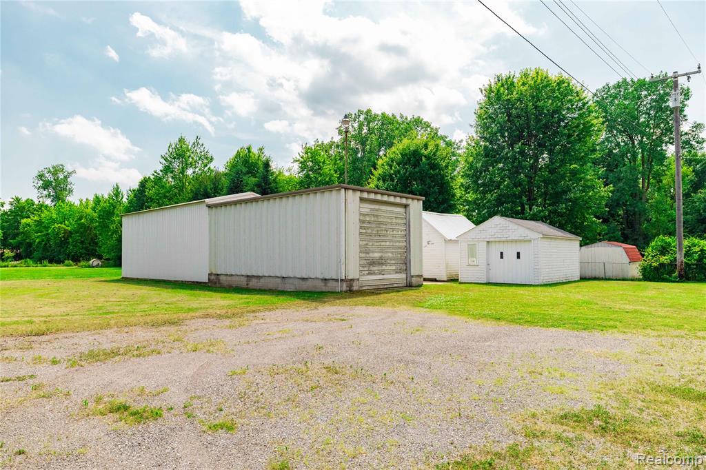 29463 Sibley Road, Romulus, MI 48174 — Photo 33