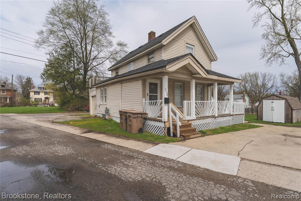 212 Sanderson Avenue, Pontiac, MI 48341 — Photo 2