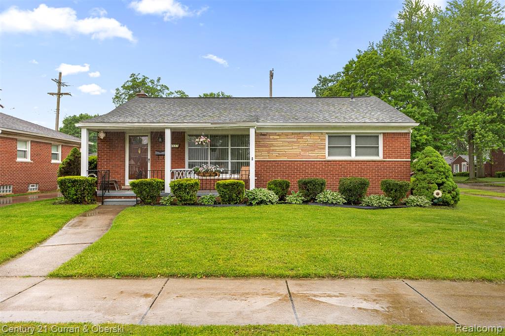 26657 W Chicago, Redford, MI 48239 — Photo 2