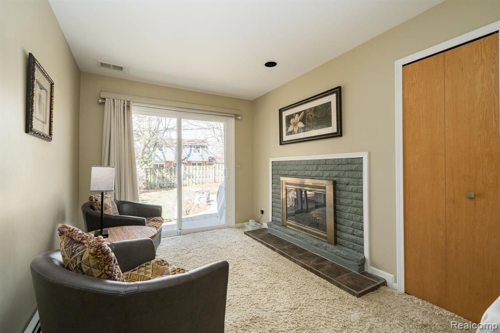 2941 Silverhill Drive, Waterford, MI 48329 — Photo 28