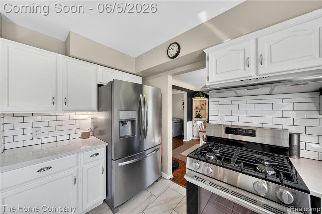 31302 Saratoga Avenue, Warren, MI 48093 — Photo 16