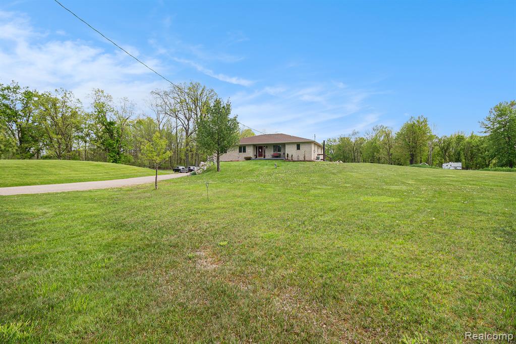 7031 Munsell Road, Howell, MI 48843 — Photo 33