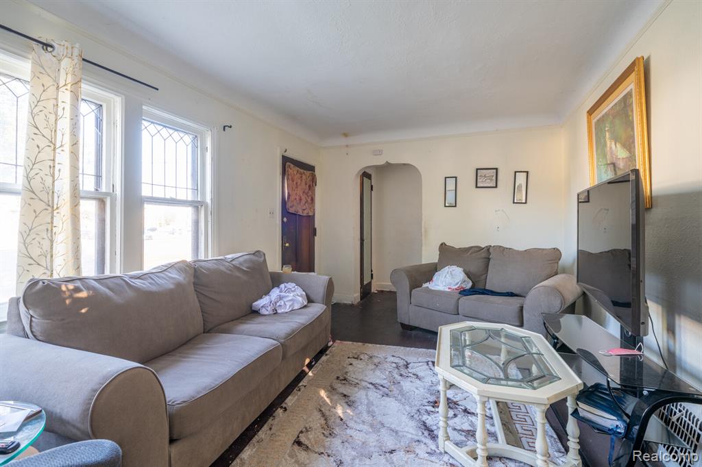 6230 Oldtown Street, Detroit, MI 48224 — Photo 4