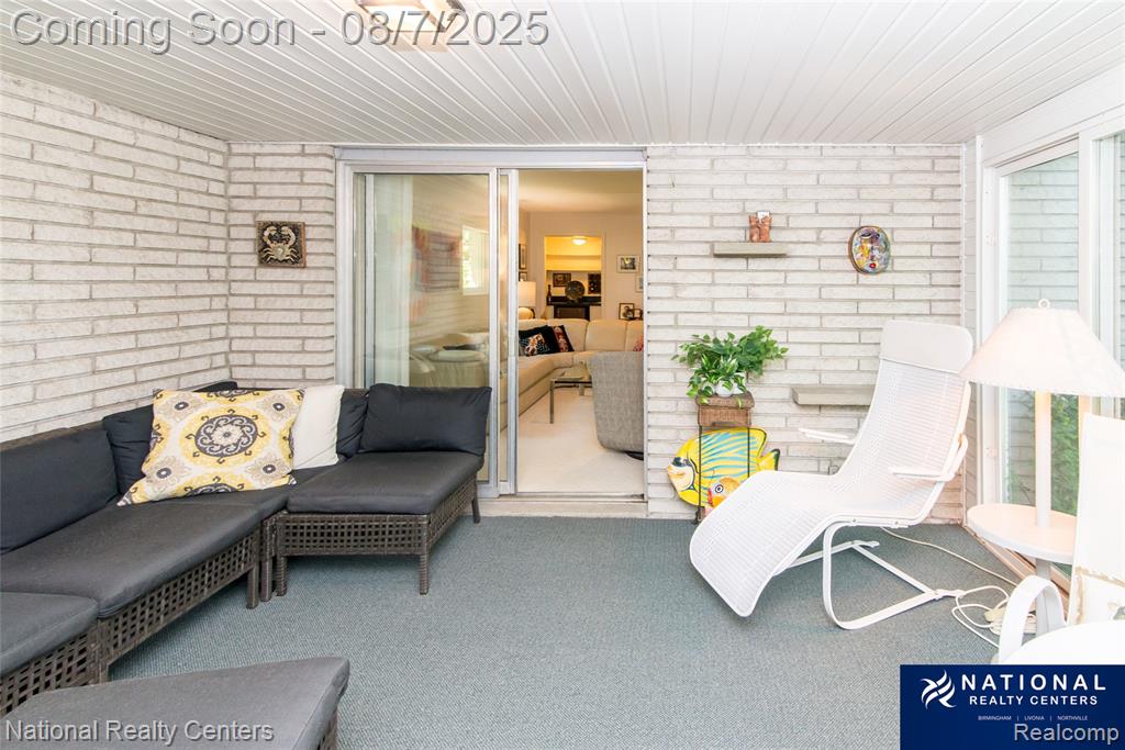 4933 Malibu Drive, Bloomfield Hills, MI 48302 — Photo 64