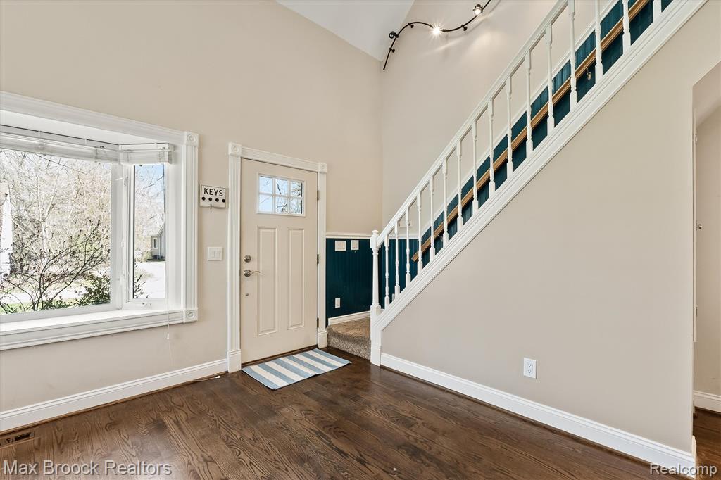 2375 Lakeside Drive, Highland, MI 48356 — Photo 8
