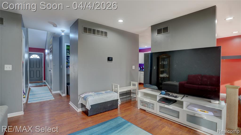 24004 Wilson Street, Grand Blanc, MI 48439 — Photo 21