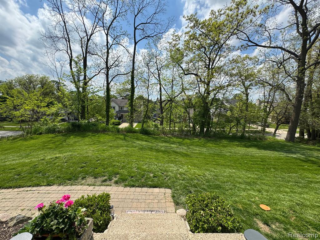 620 EAST Street, Milford, MI 48381 — Photo 31