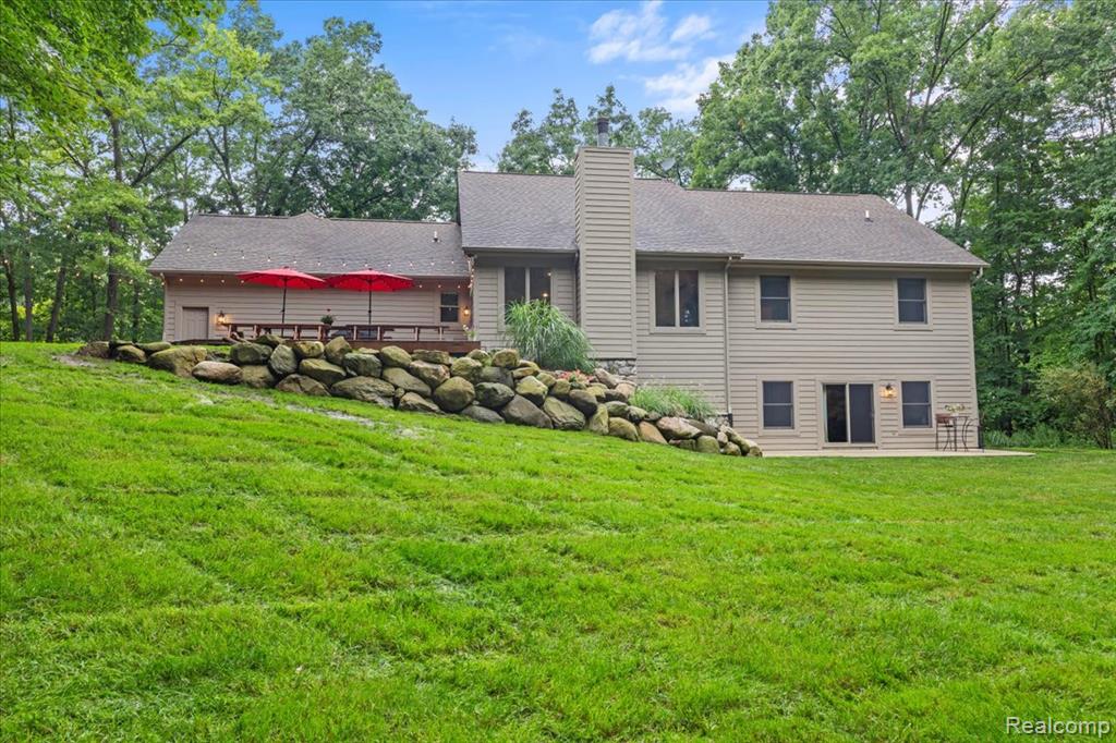 15301 Oak Hollow Drive, Holly, MI 48442 — Photo 7
