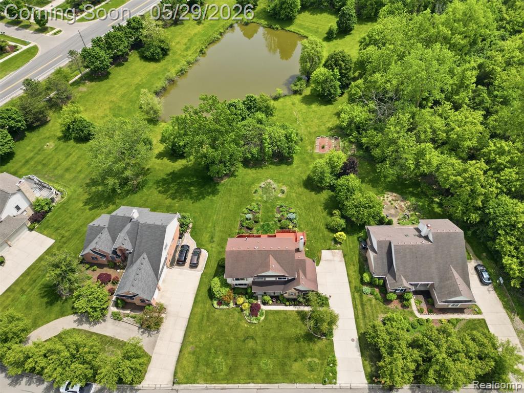 47525 River Woods Drive, Canton, MI 48188 — Photo 4