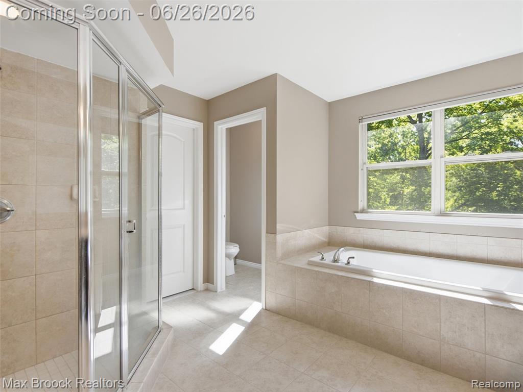 583 Birchcrest Court, Oakland, MI — Photo 37