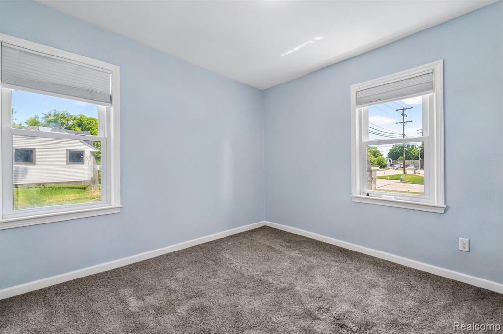 5759 Deering Street, Garden City, MI — Photo 16