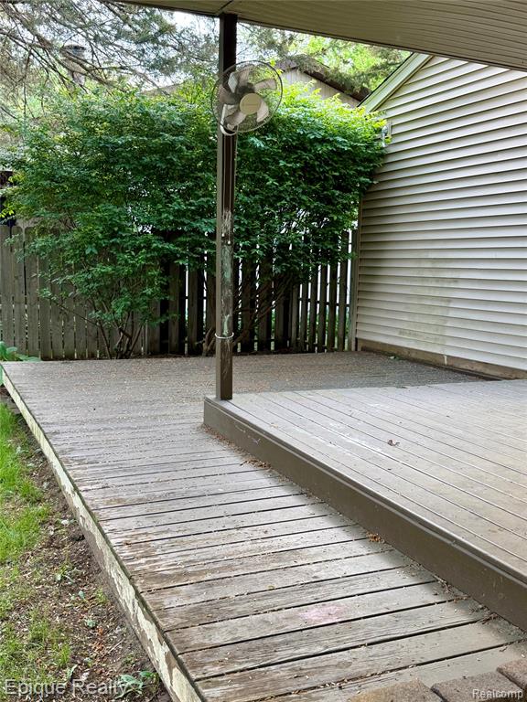 620 Carpenter Road, Flushing, MI 48433 — Photo 8