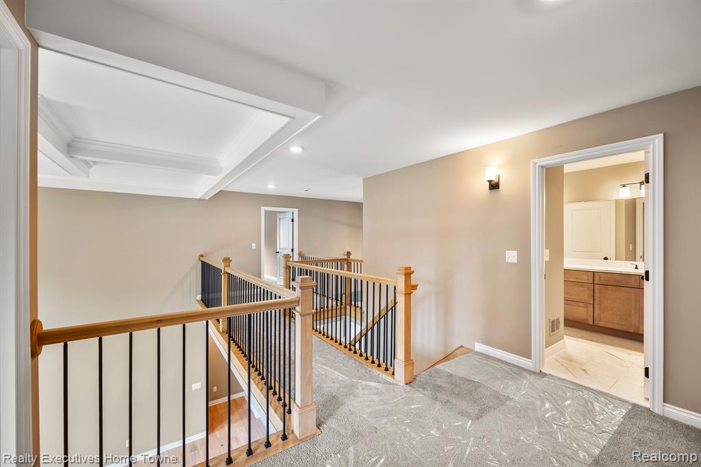 11948 Encore Court, Shelby Twp, MI 48315 — Photo 39