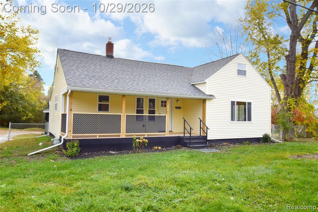 4344 E Carpenter Road, Flint, MI 48506