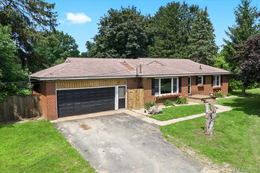 57934 Travis Road, New Hudson, MI 48165 — Photo 24