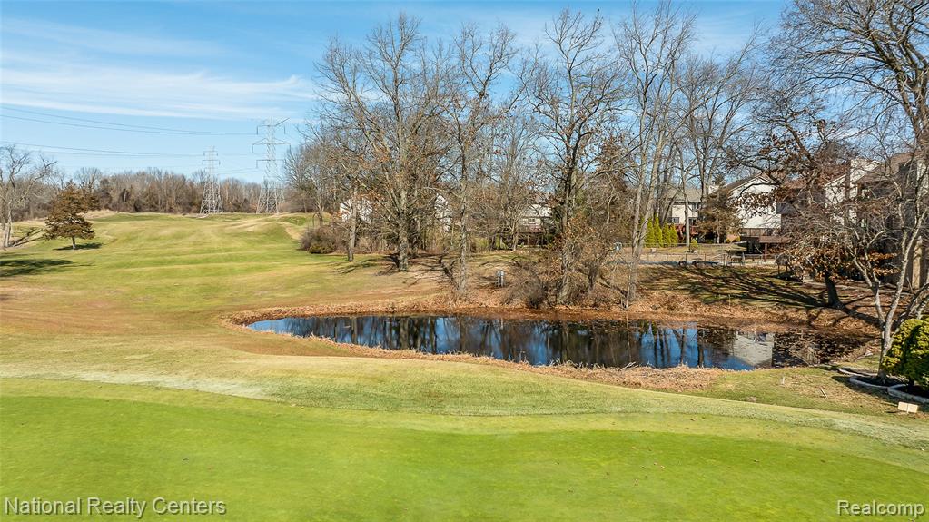 5451 Wentworth Drive, Commerce Twp, MI 48382 — Photo 53