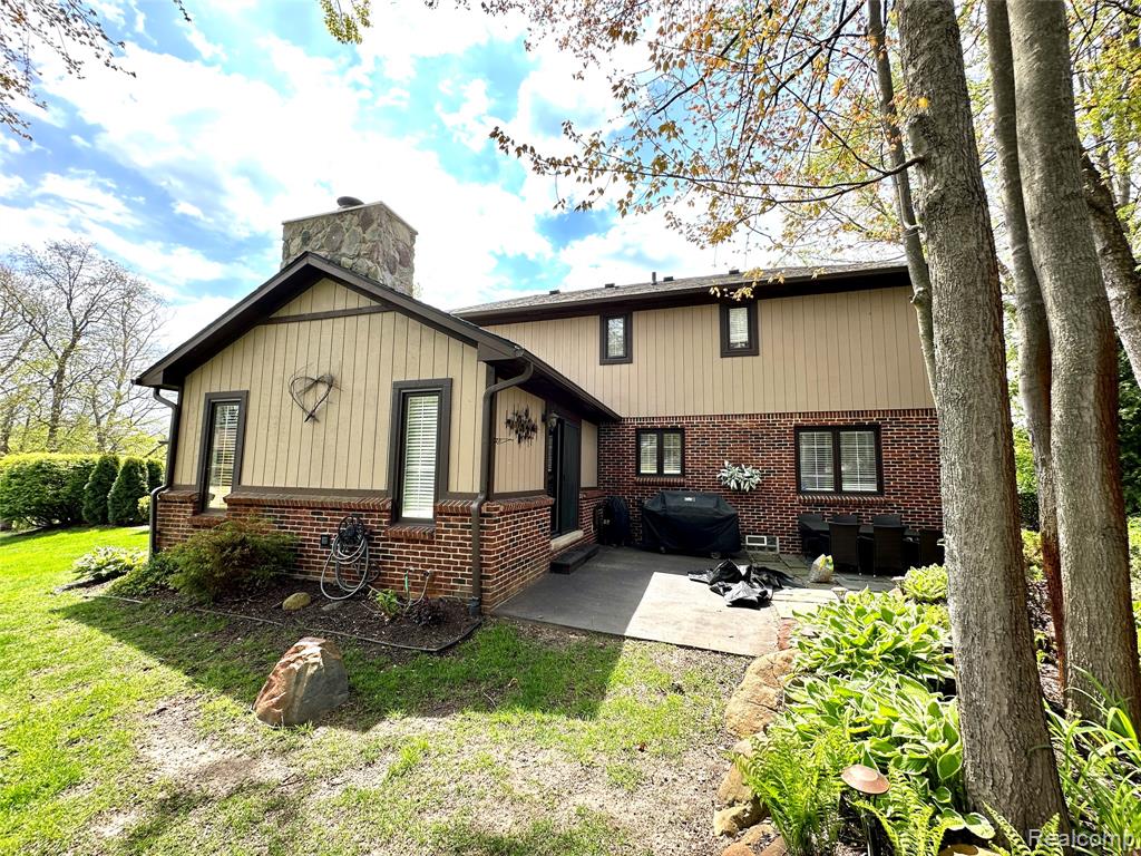 85 Overlake Drive, Lake Orion, MI 48362 — Photo 4