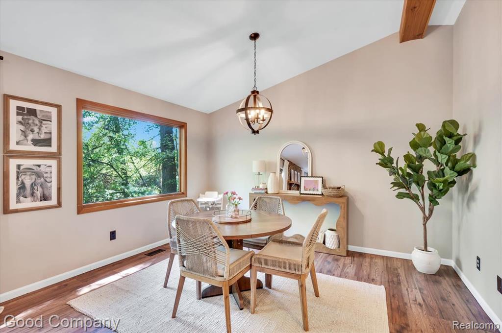 5504 Starwood Drive, Commerce Twp, MI 48382 — Photo 10