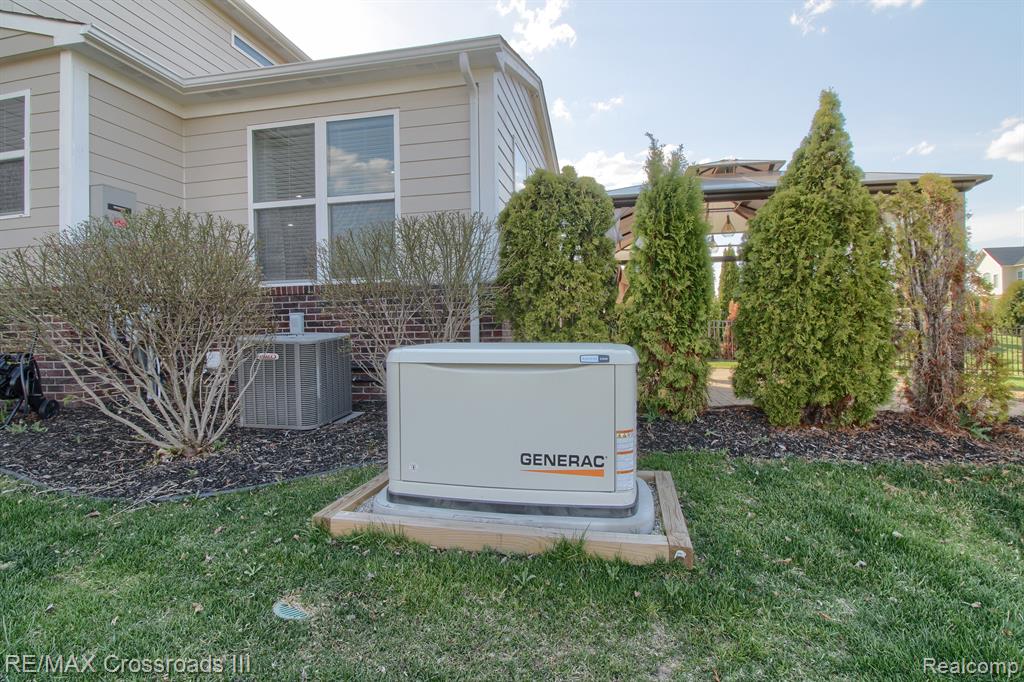 51134 FEDERAL Boulevard, Canton, MI 48188 — Photo 45