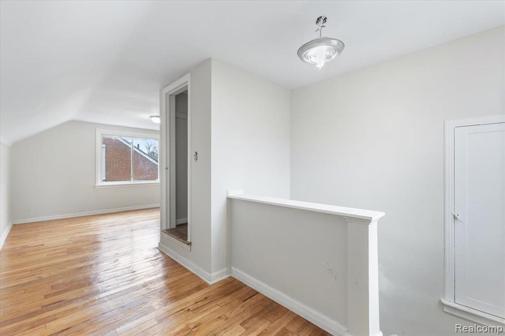 6303 UNIVERSITY, Detroit, MI 48224 — Photo 12